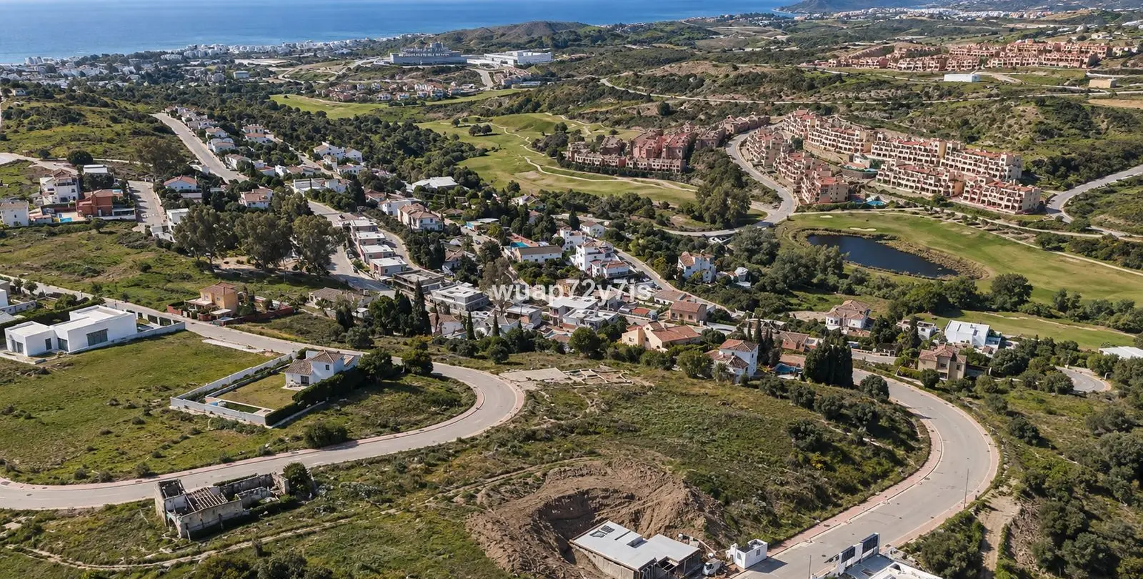 Venta de parcela residencial en Estepona 1
