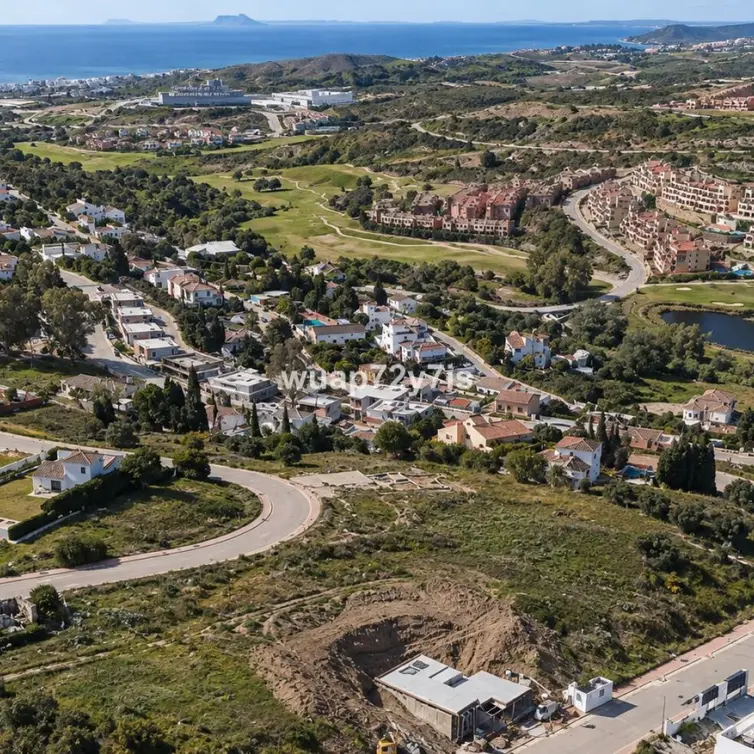 Venta de parcela residencial en Estepona