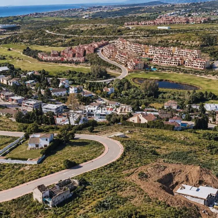 Venta de parcela residencial en Estepona