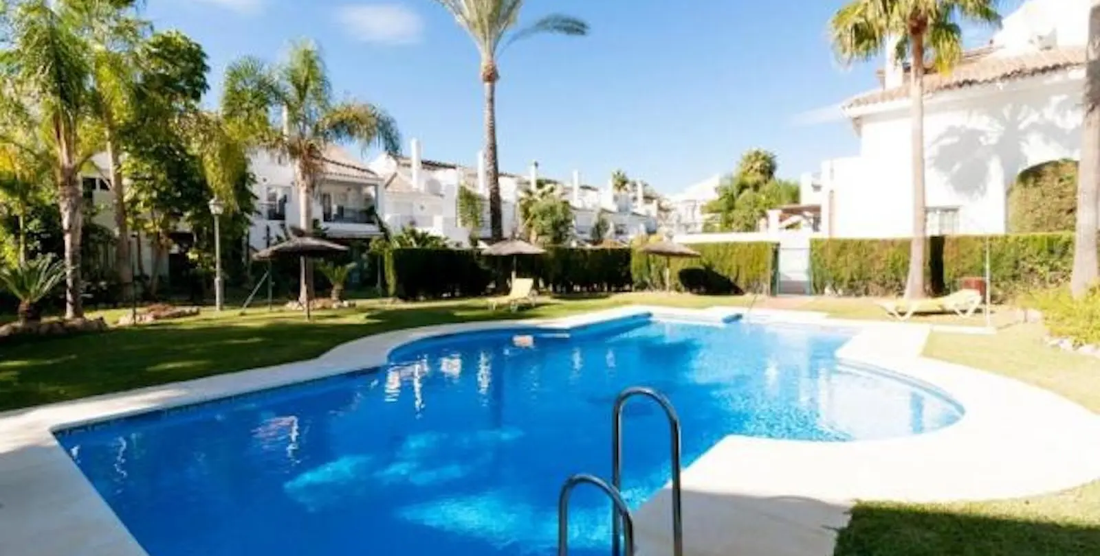 Venta de adosado en Nueva Andalucía 46