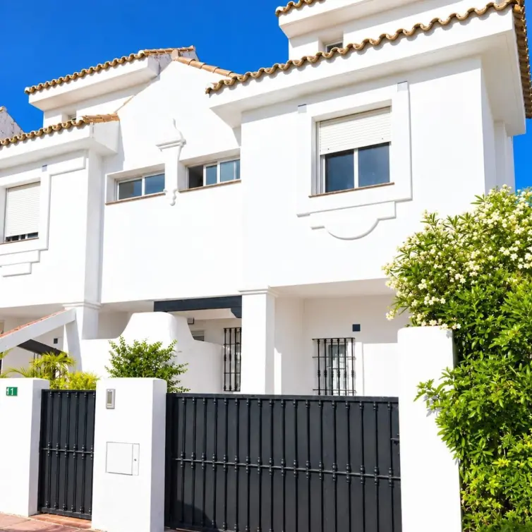 Продажа таунхауса в Nueva Andalucía