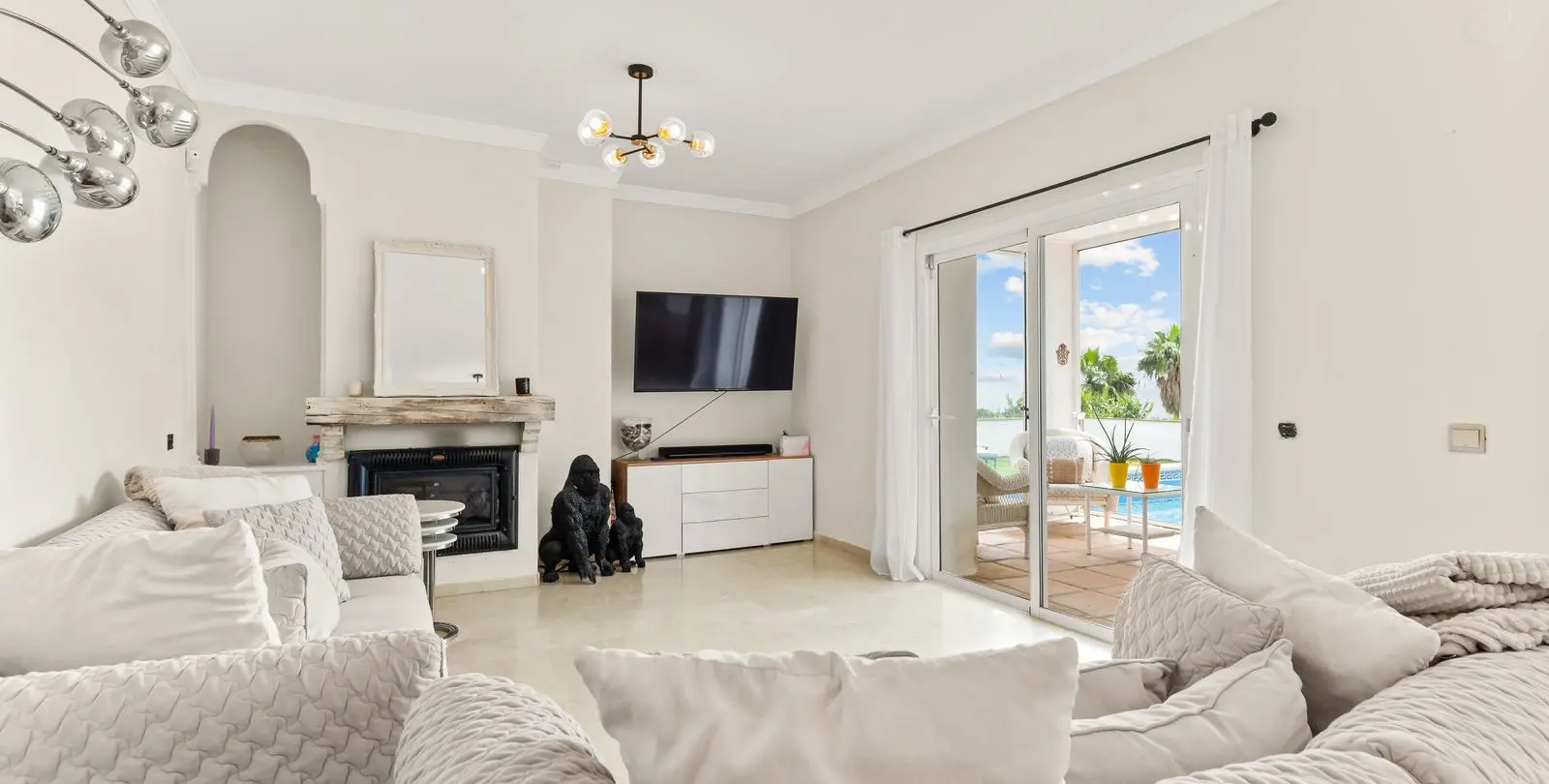 Venta de villa independiente en Estepona 11