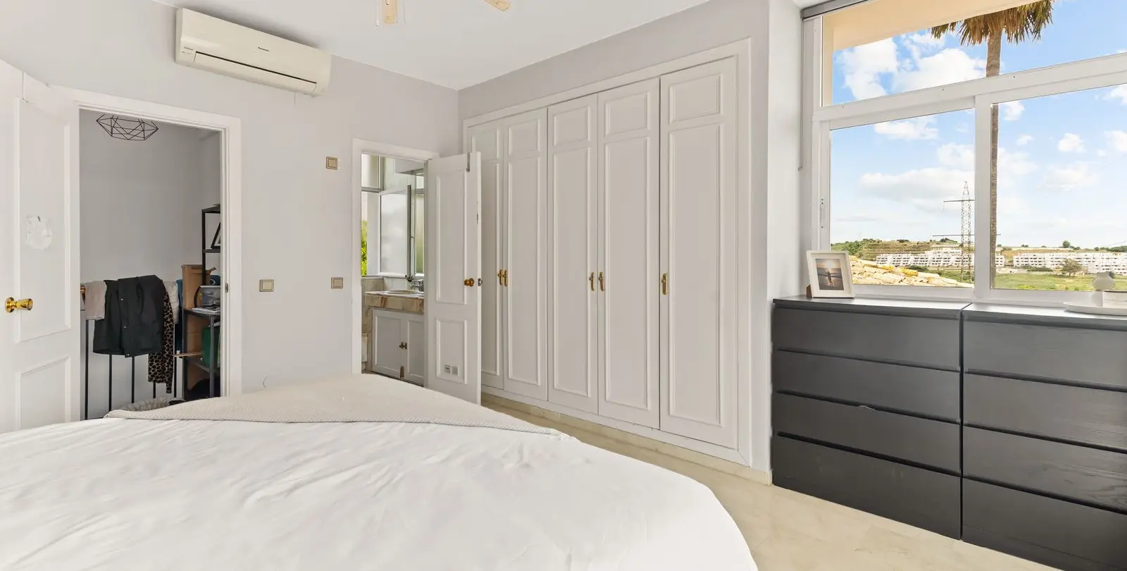 Venta de villa independiente en Estepona 20