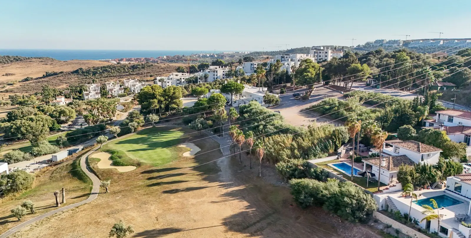 Sale of detached villa in Estepona 27