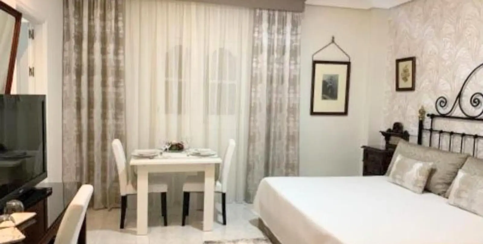 Venta de hotel en Antequera 3