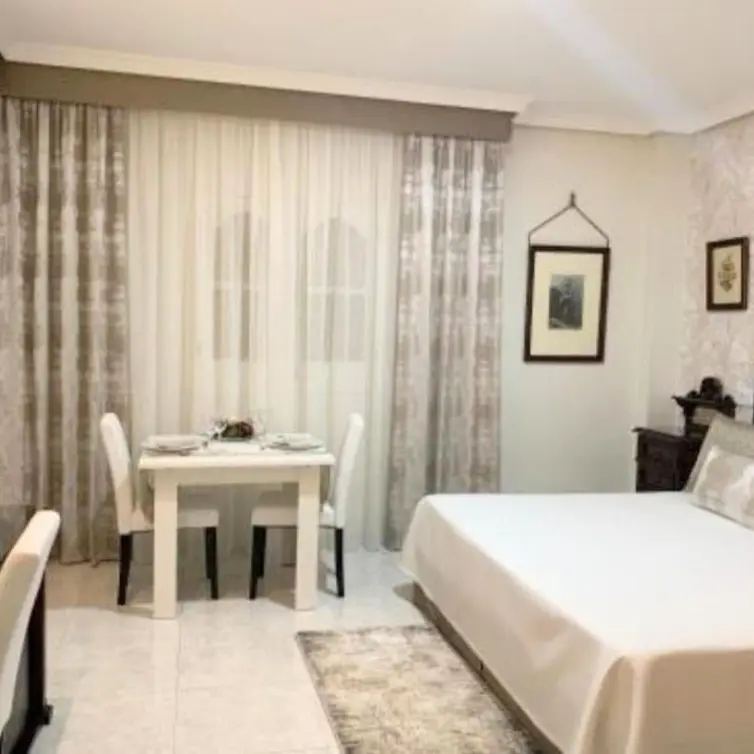 Venta de hotel en Antequera