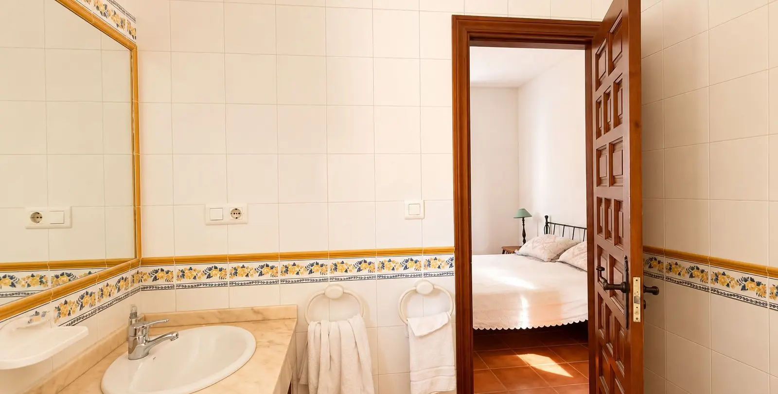 Venta de hotel en Almogía 35