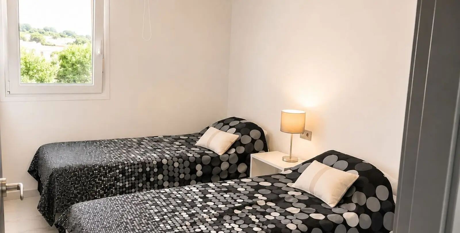 Venta de apartamento en planta media en San Pedro de Alcántara 5