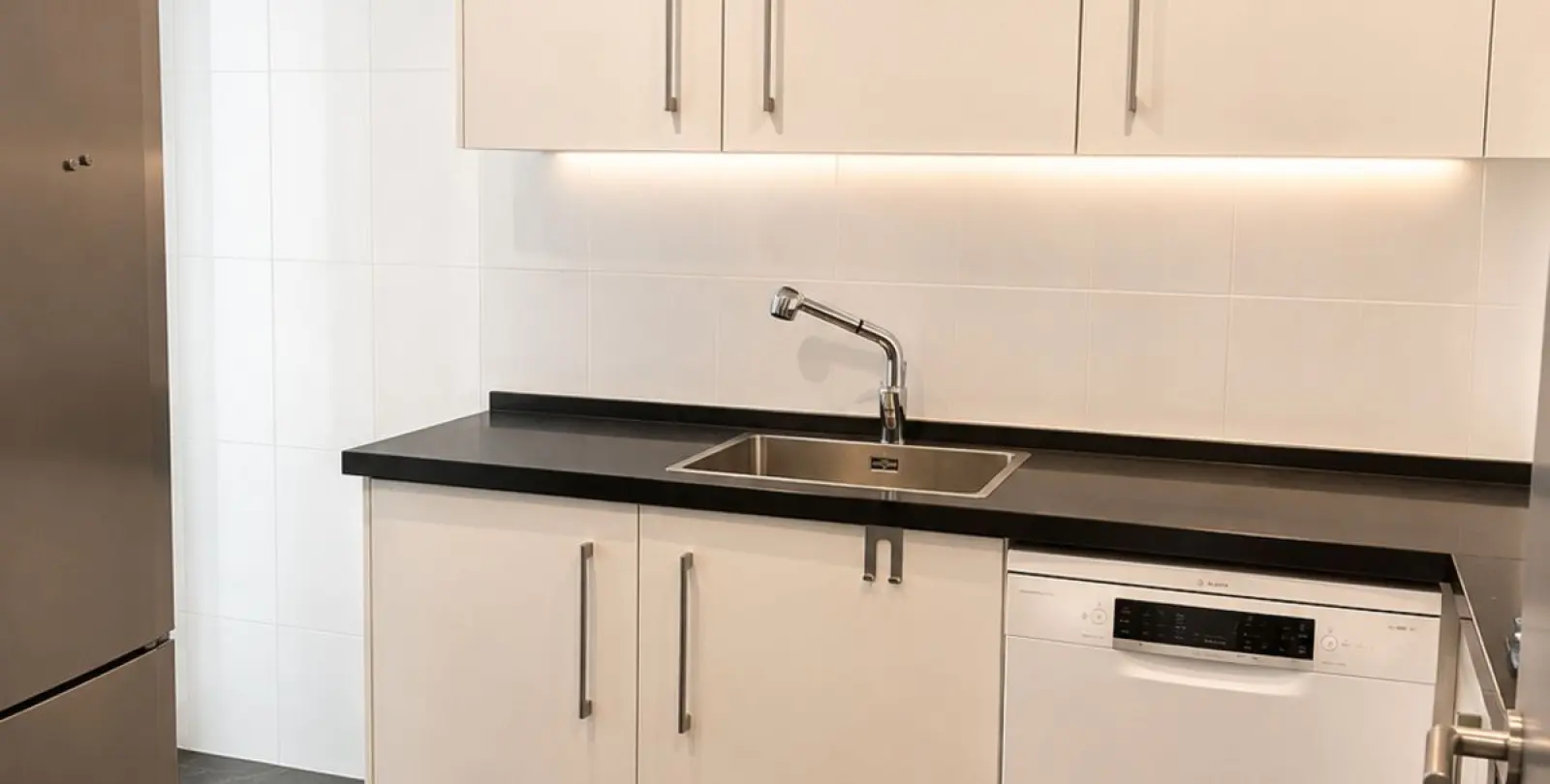 Venta de apartamento en planta media en San Pedro de Alcántara 8