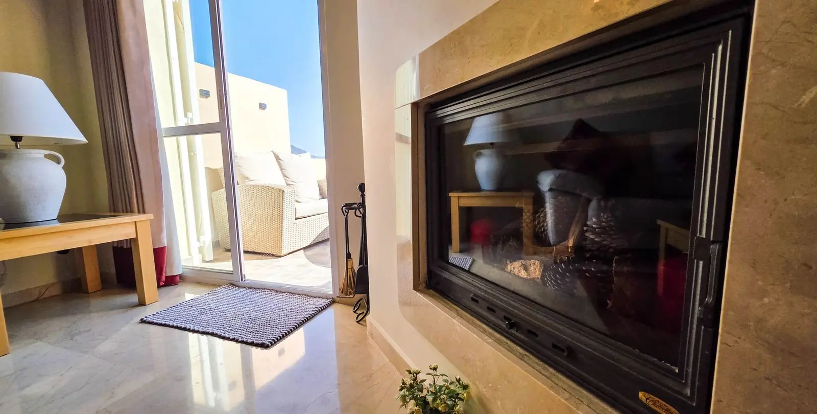 Venta de ático dúplex en La Duquesa 11