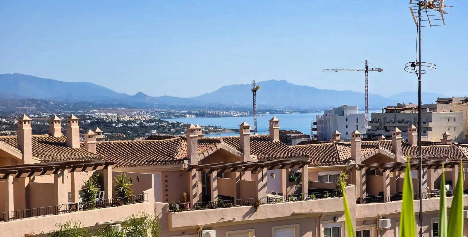 Venta de ático dúplex en La Duquesa 14