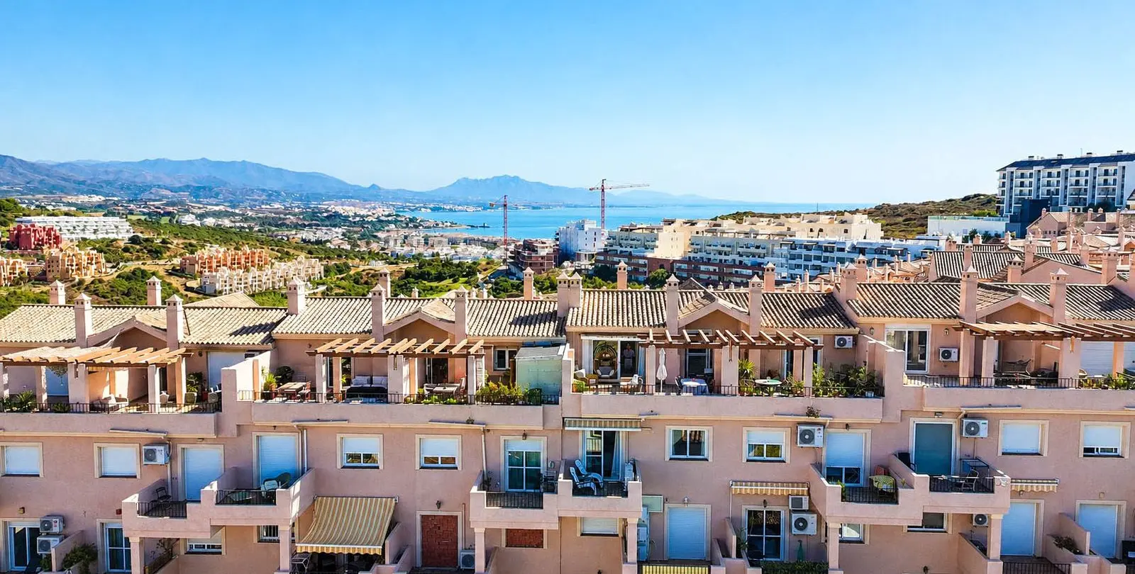 Venta de ático dúplex en La Duquesa 25