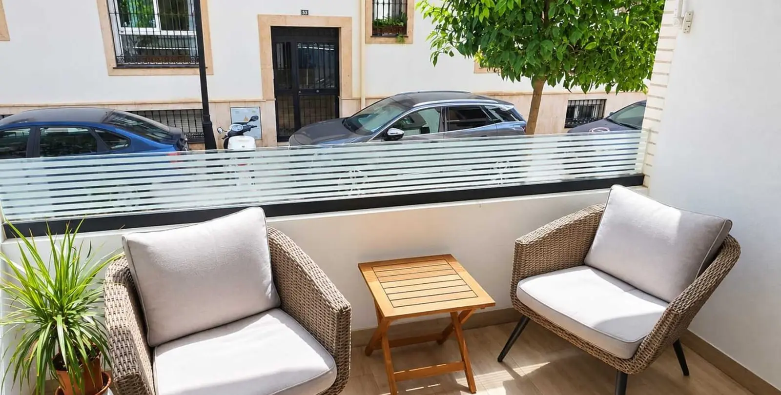Venta de apartamento en planta baja en Los Boliches 2
