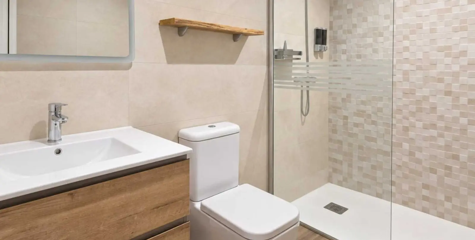 Venta de apartamento en planta baja en Los Boliches 15