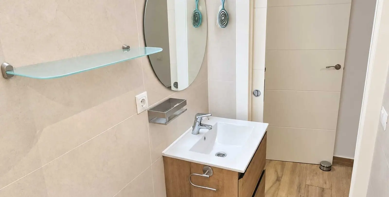 Venta de apartamento en planta baja en Los Boliches 23