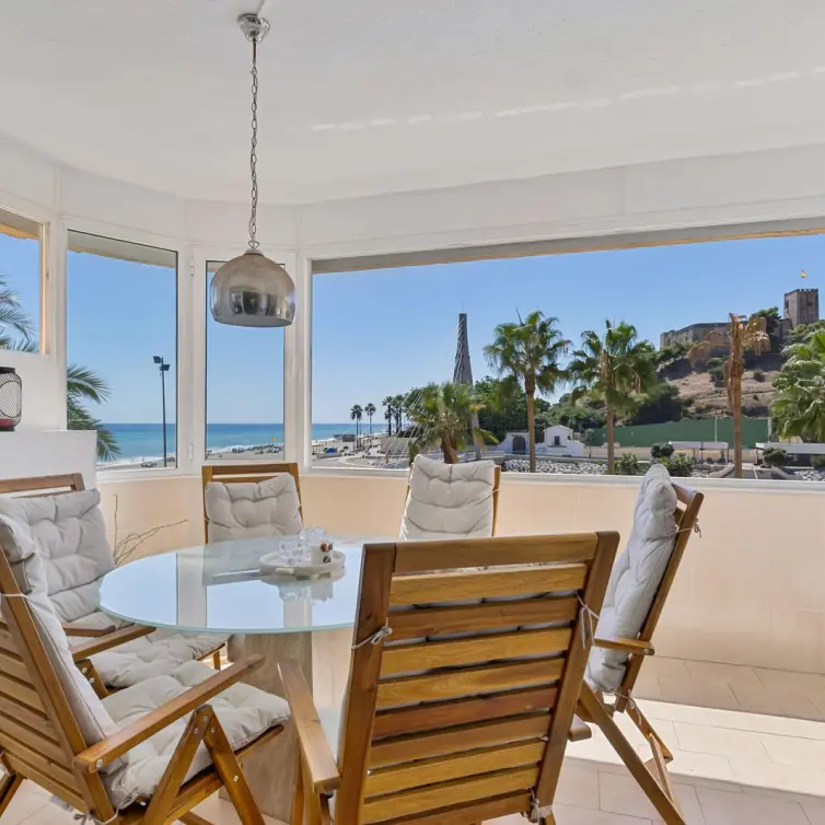 Venta de apartamento en planta media en Fuengirola