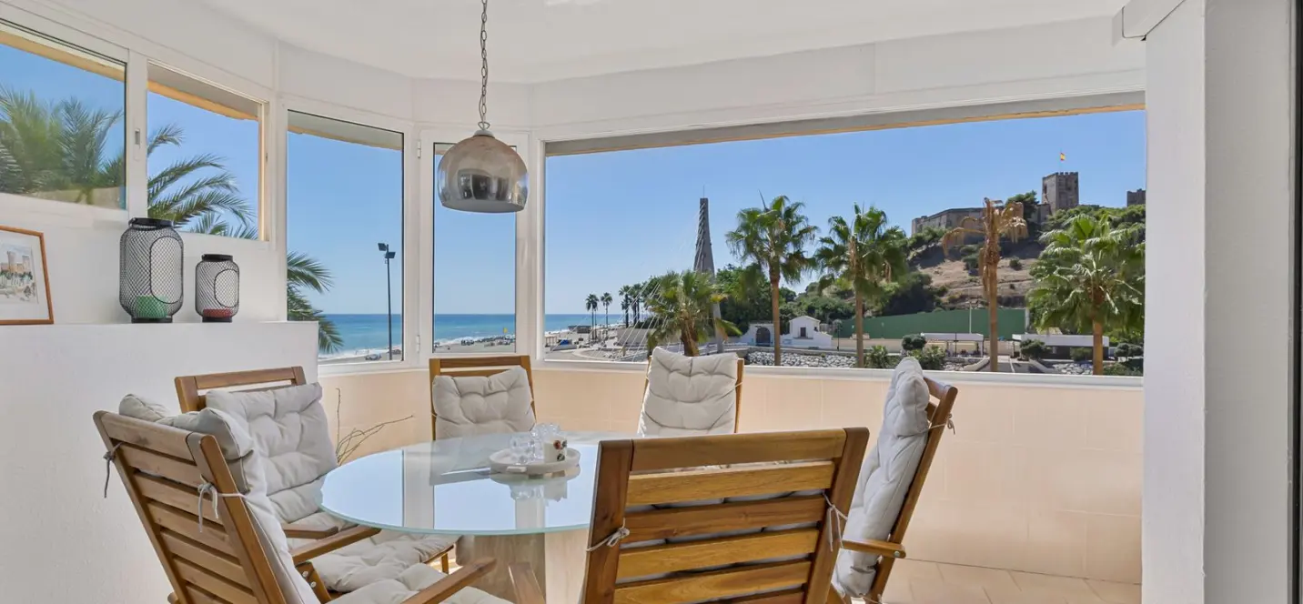 Venta de apartamento en planta media en Fuengirola 0