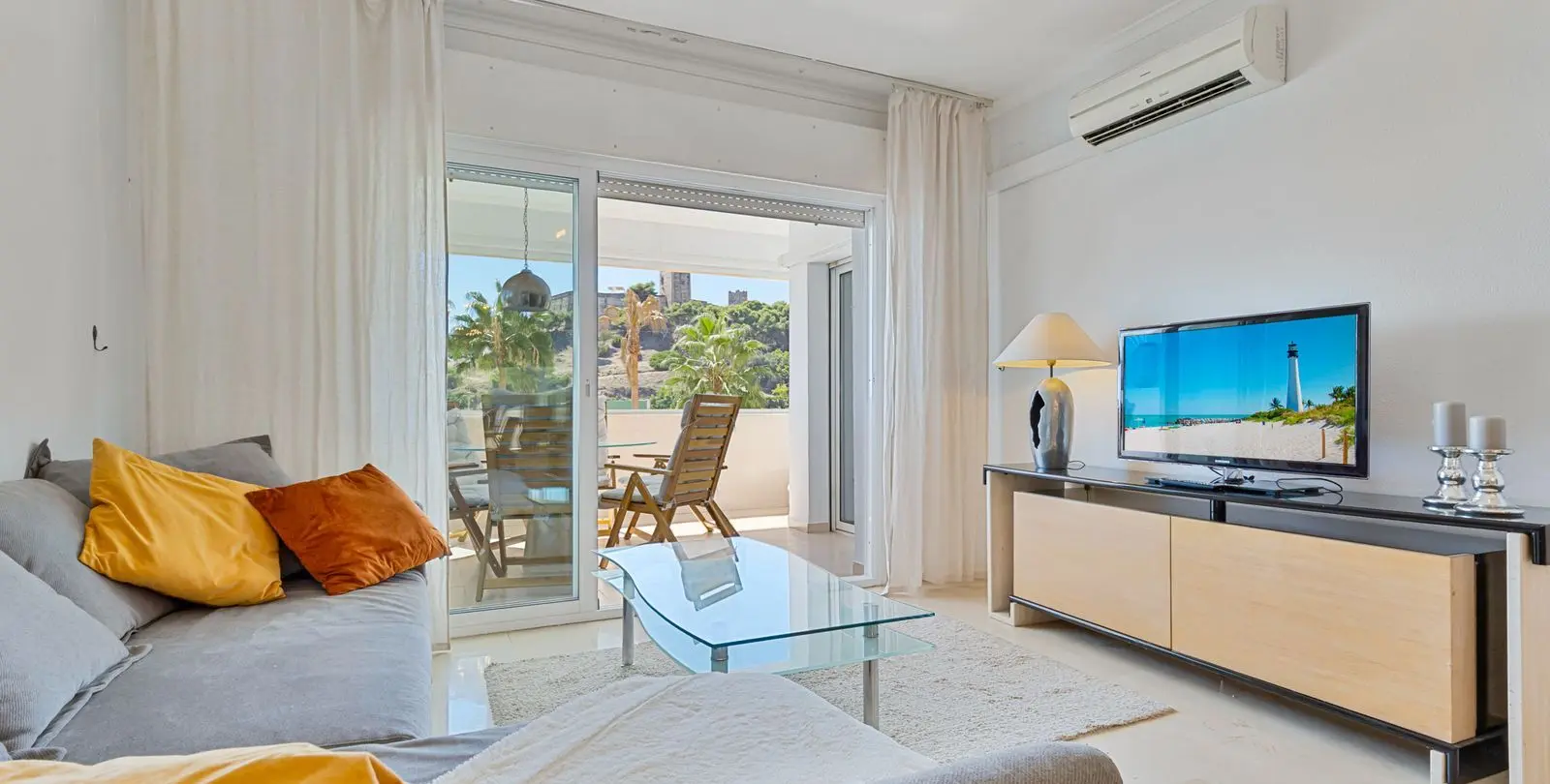 Venta de apartamento en planta media en Fuengirola 3