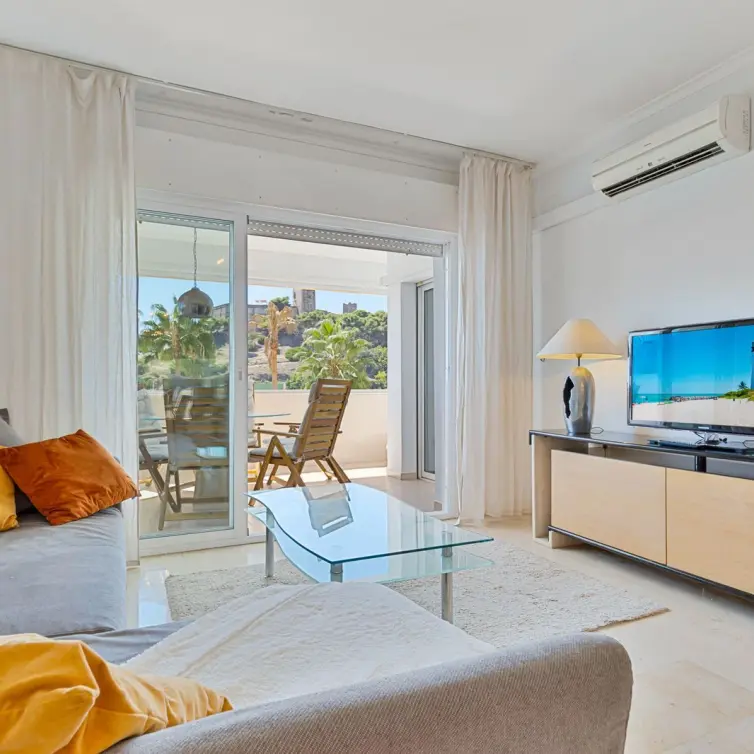 Venta de apartamento en planta media en Fuengirola