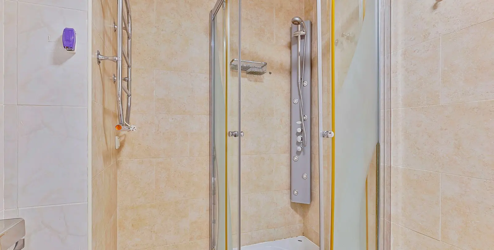 Venta de apartamento en planta media en Fuengirola 16