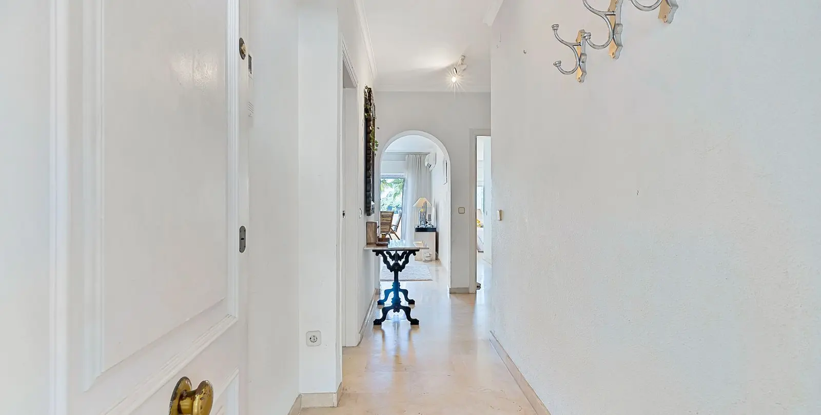 Venta de apartamento en planta media en Fuengirola 21