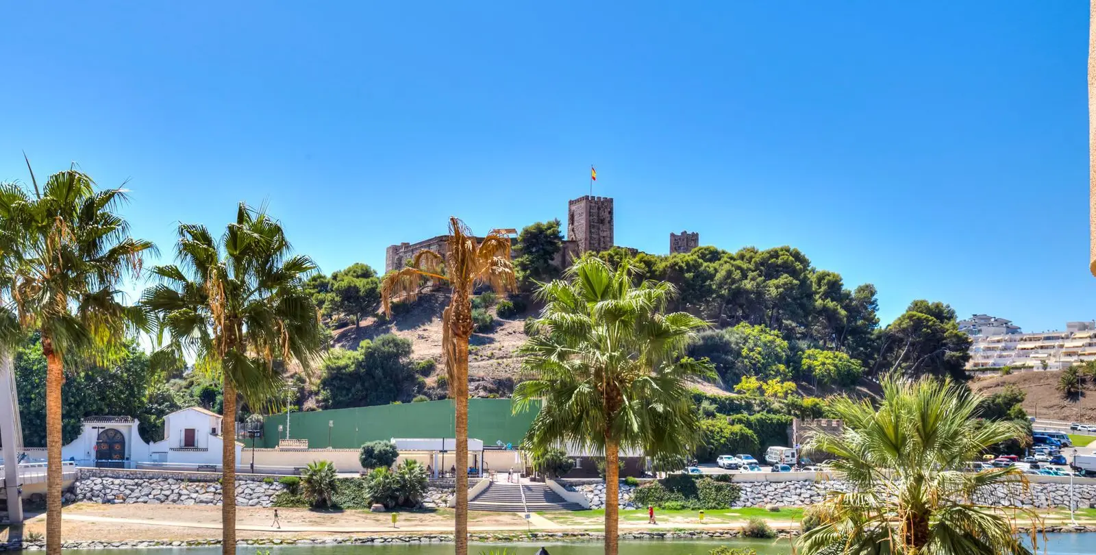 Venta de apartamento en planta media en Fuengirola 31