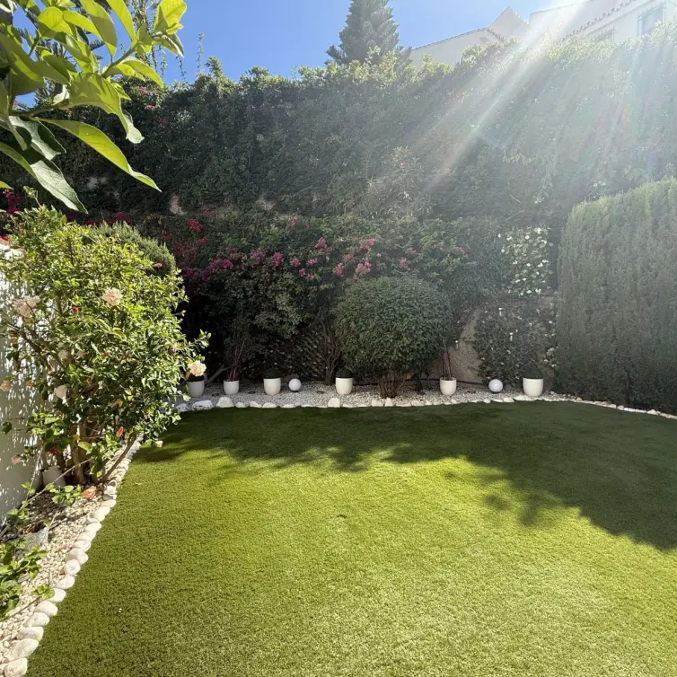 Sale of townhouse in Riviera del Sol
