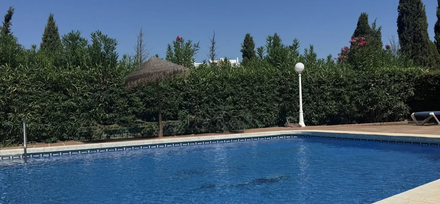 Sale of townhouse in Riviera del Sol 2