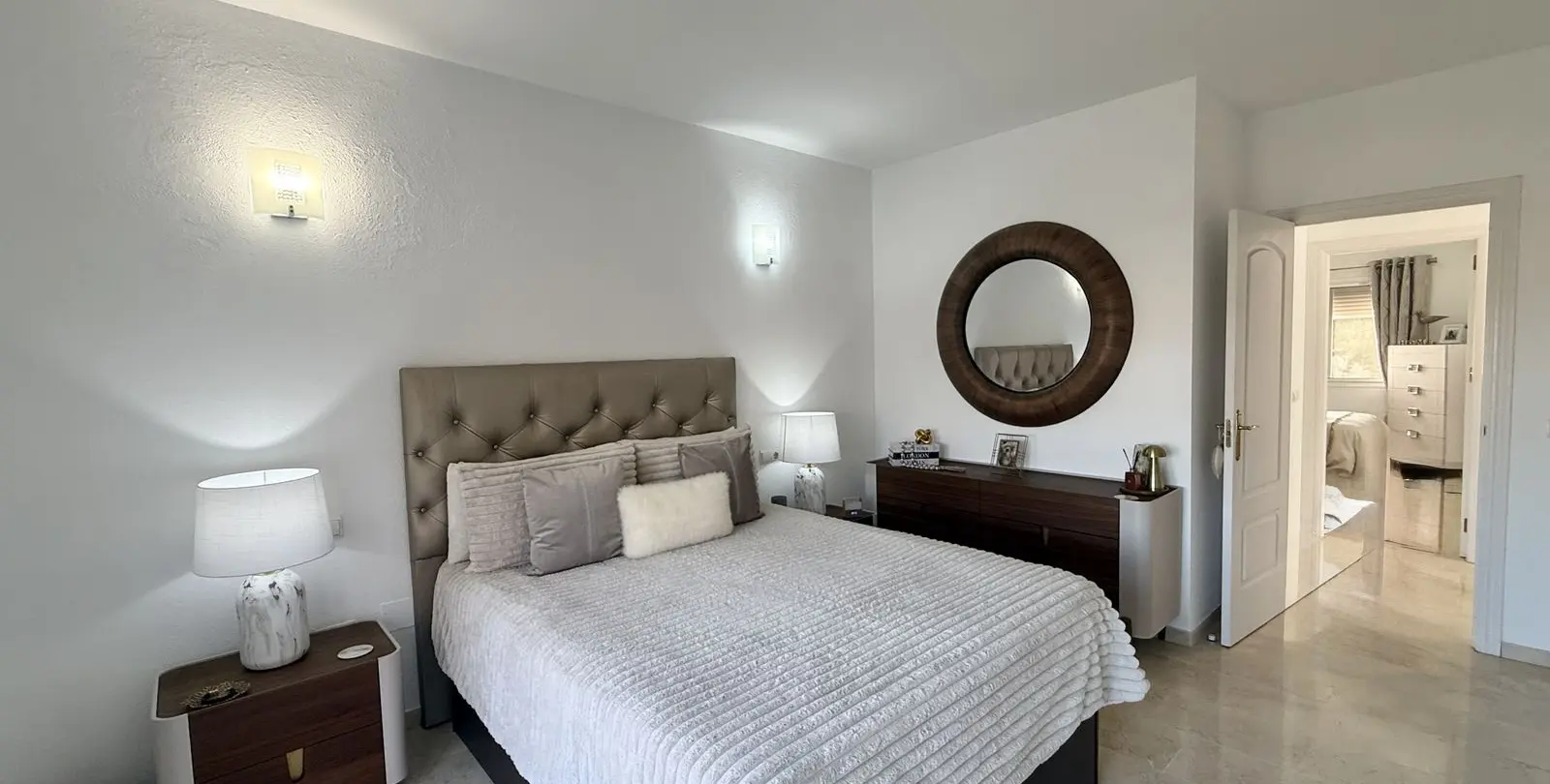 Sale of townhouse in Riviera del Sol 22