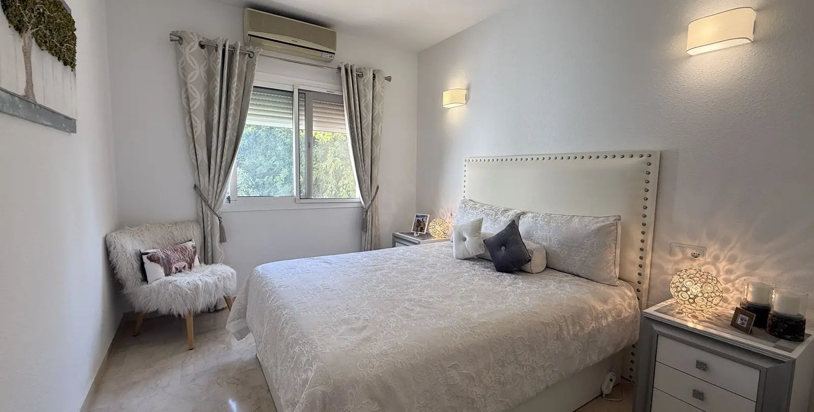 Sale of townhouse in Riviera del Sol 26