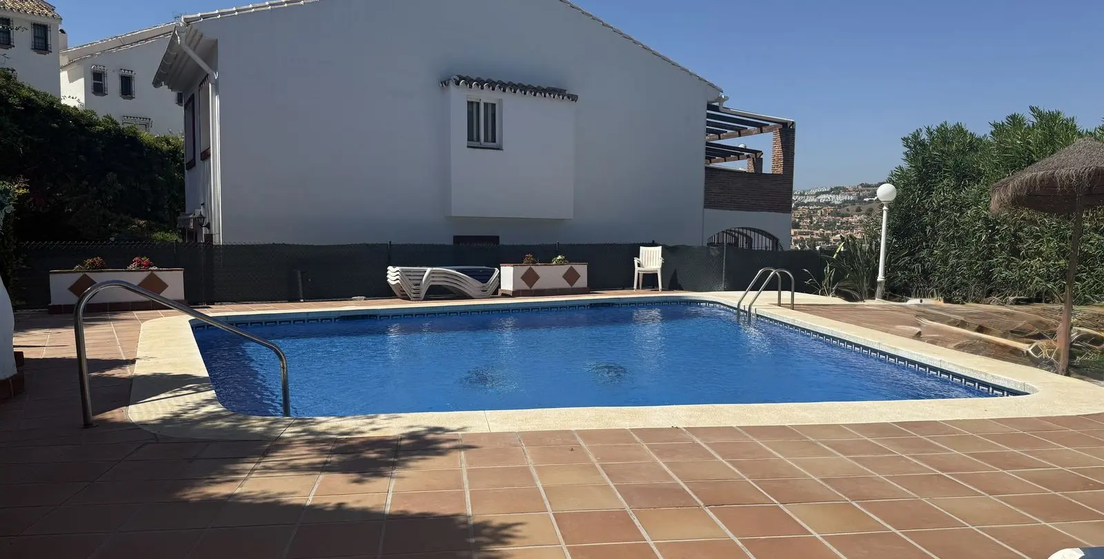 Sale of townhouse in Riviera del Sol 32