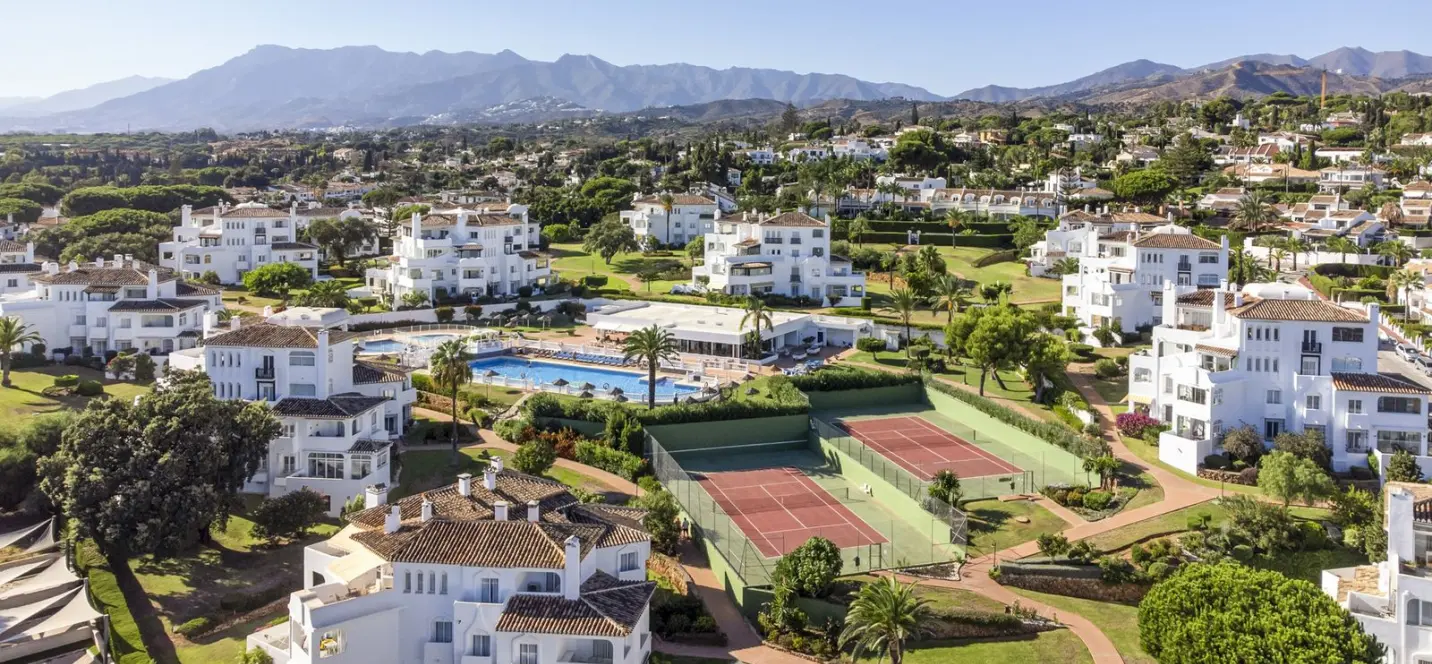 Продажа апартаментов на среднем этаже в Elviria 1
