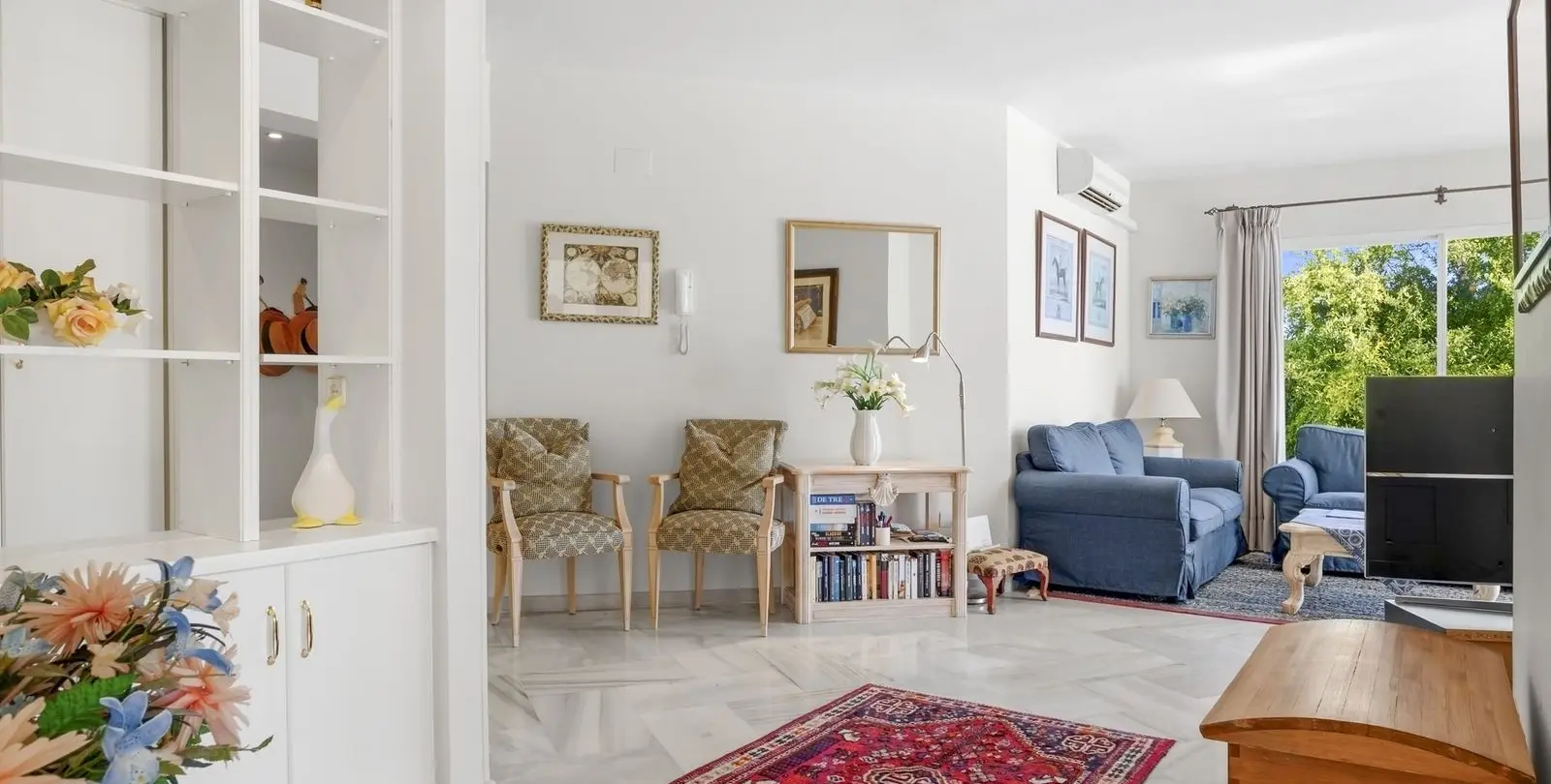 Продажа апартаментов на среднем этаже в Elviria 15