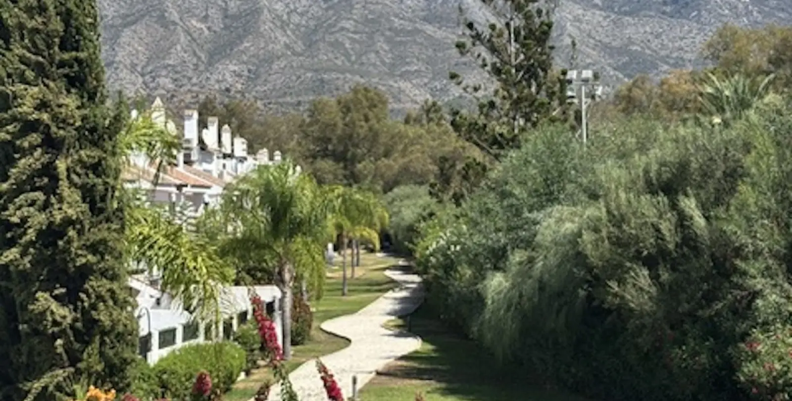 Venta de adosado en Nueva Andalucía 3