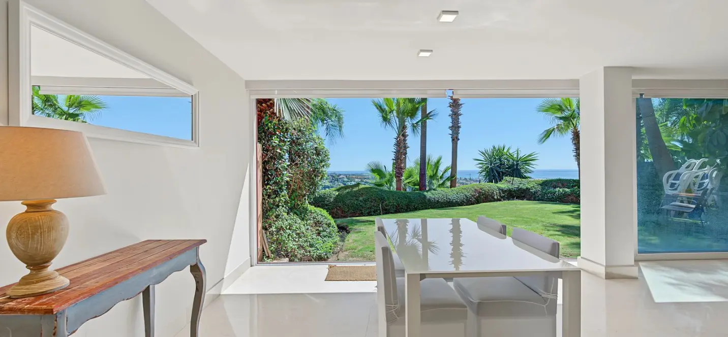 Venta de apartamento en planta baja en Benahavís 0
