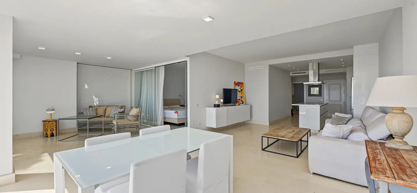 Venta de apartamento en planta baja en Benahavís 2