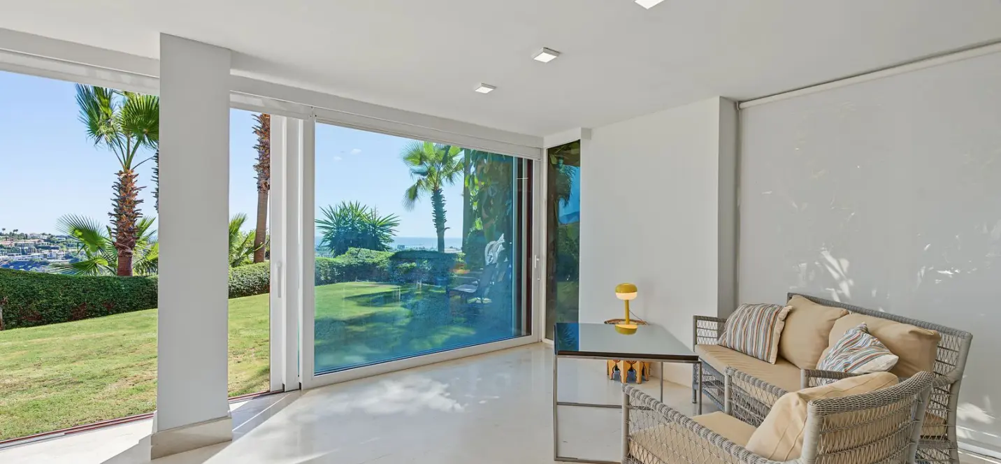Venta de apartamento en planta baja en Benahavís 3