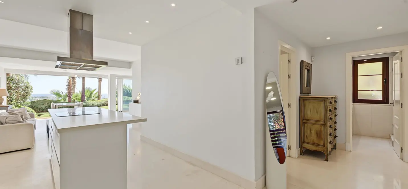 Venta de apartamento en planta baja en Benahavís 4