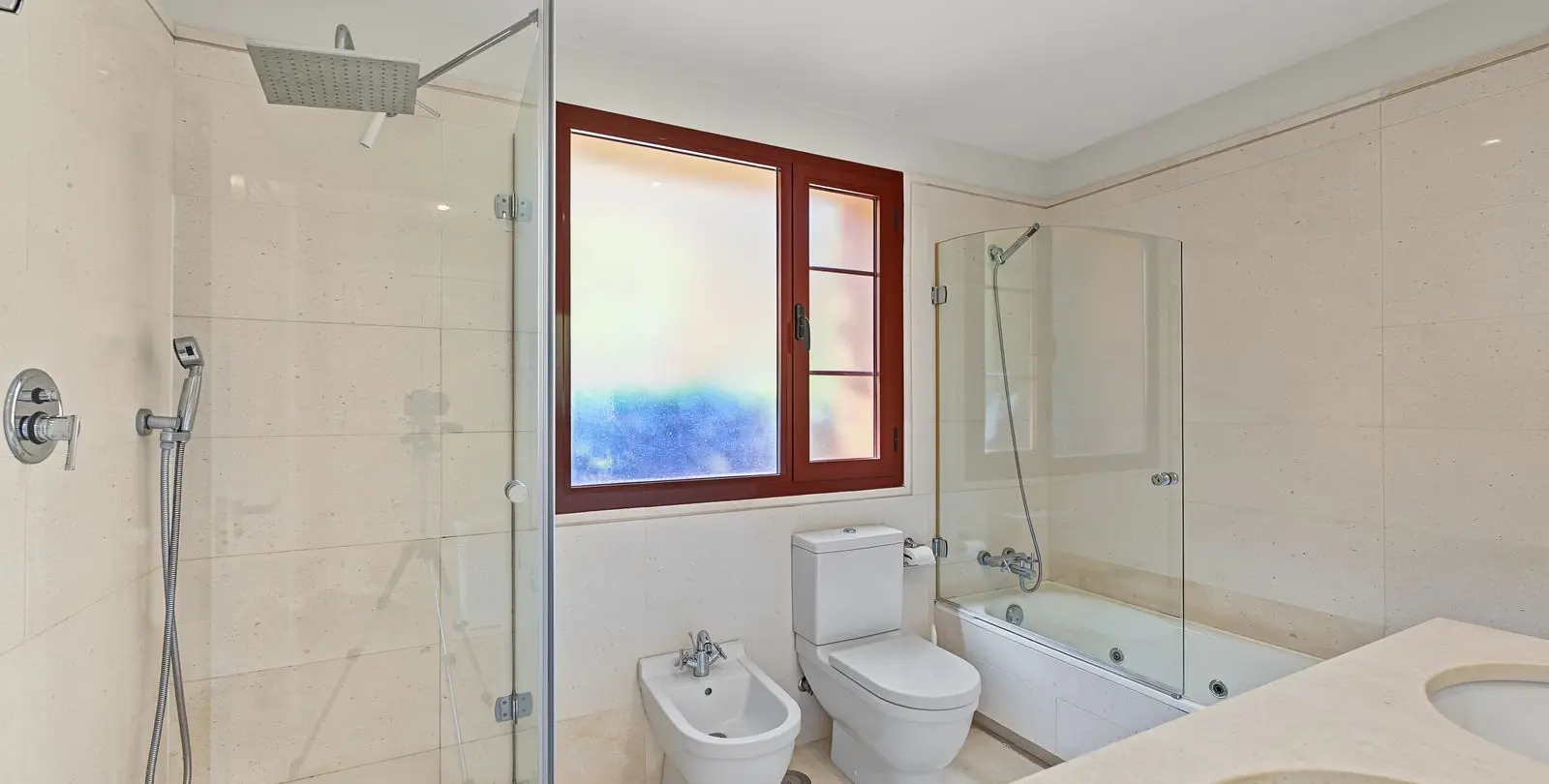 Venta de apartamento en planta baja en Benahavís 13