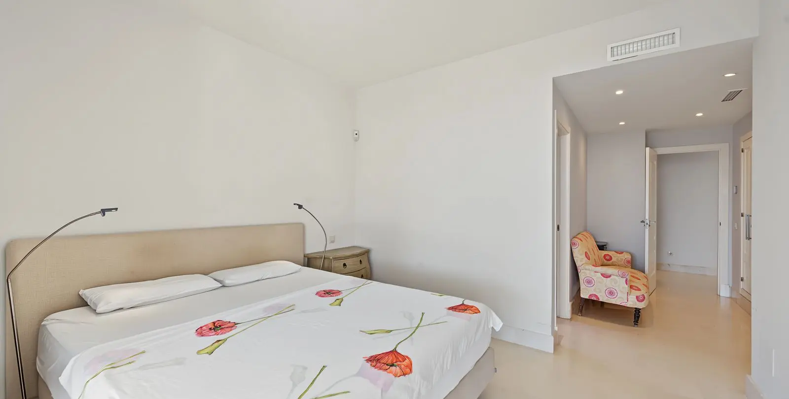 Venta de apartamento en planta baja en Benahavís 18