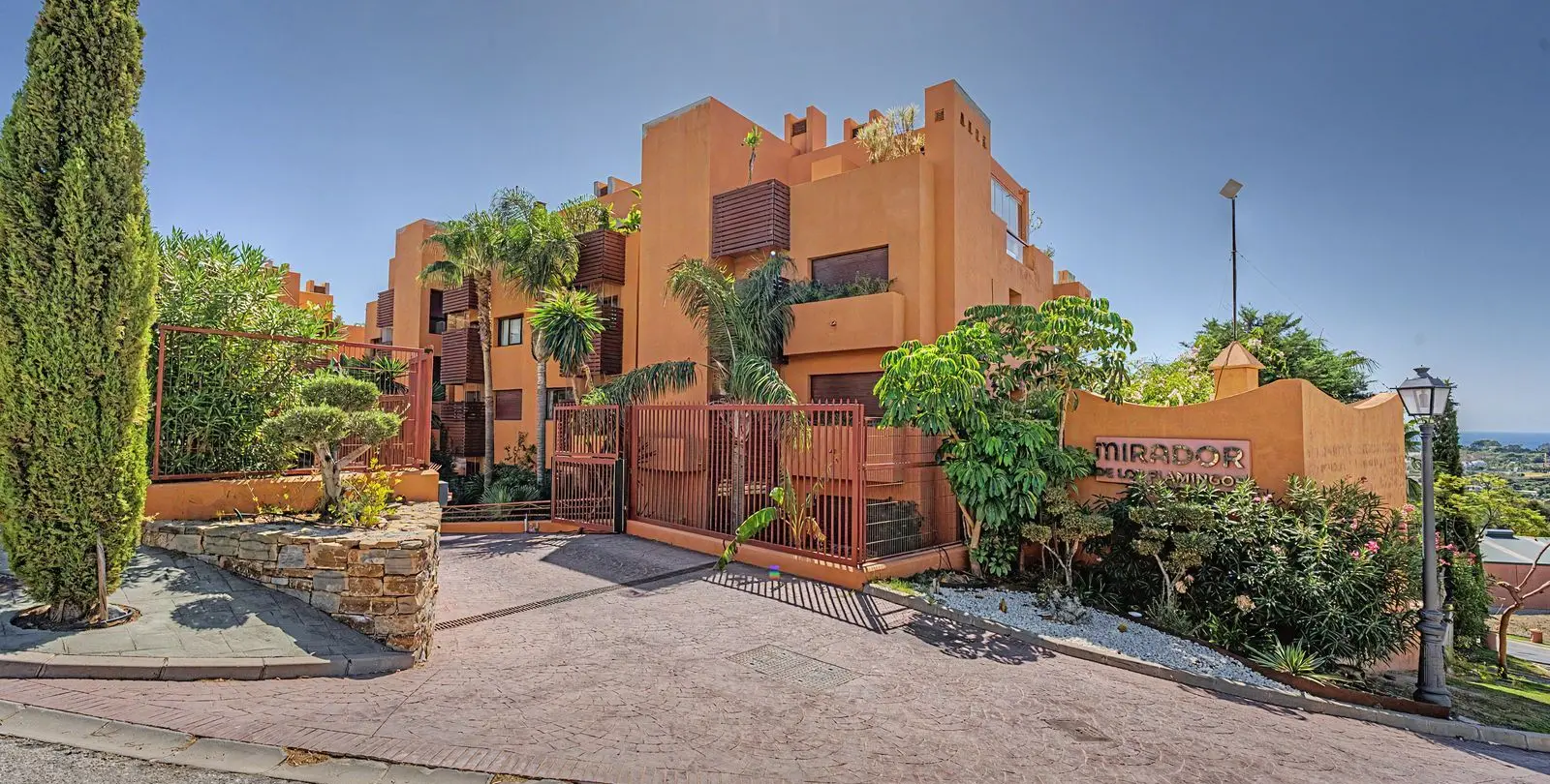 Venta de apartamento en planta baja en Benahavís 25