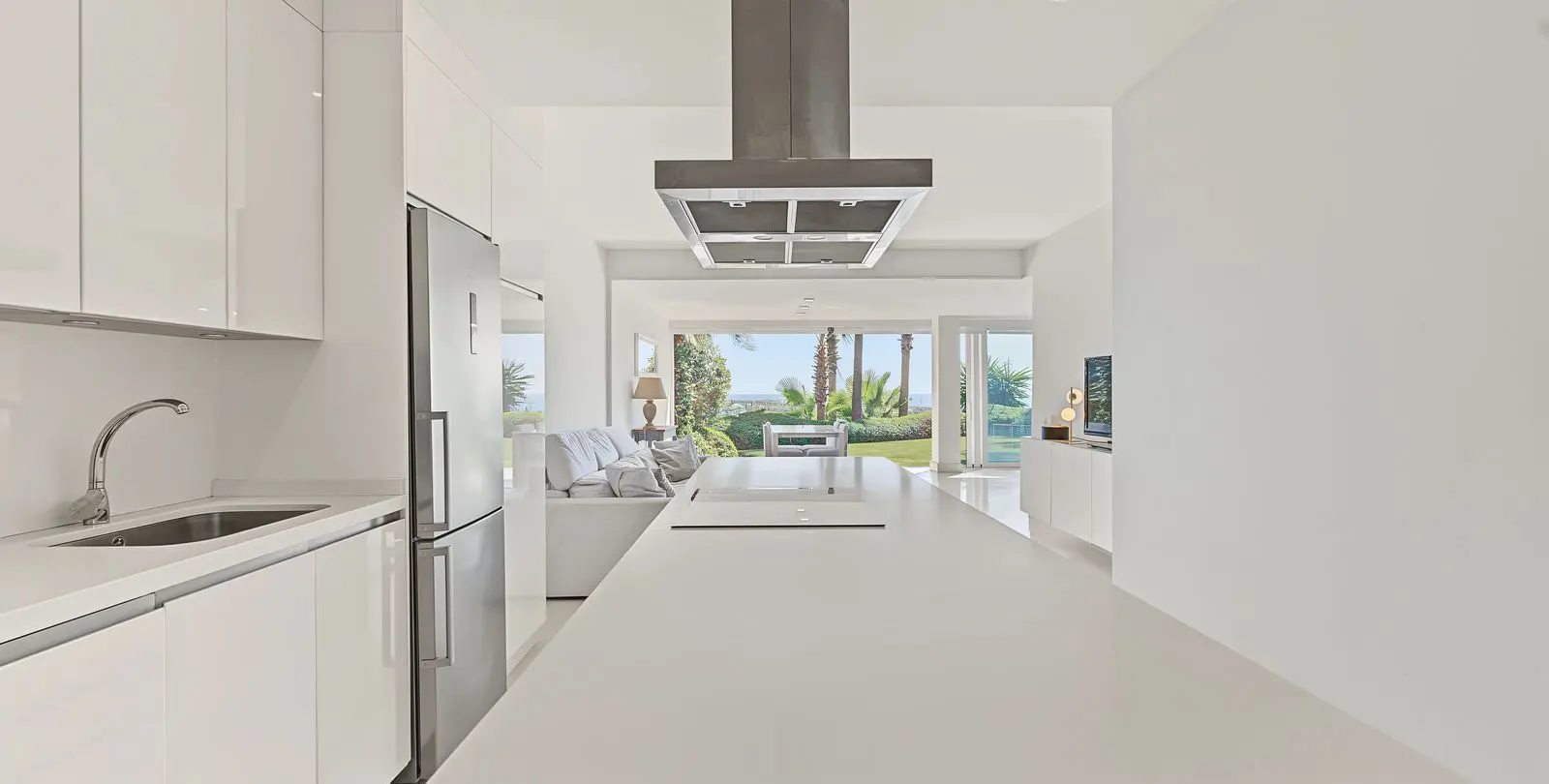Venta de apartamento en planta baja en Benahavís 28