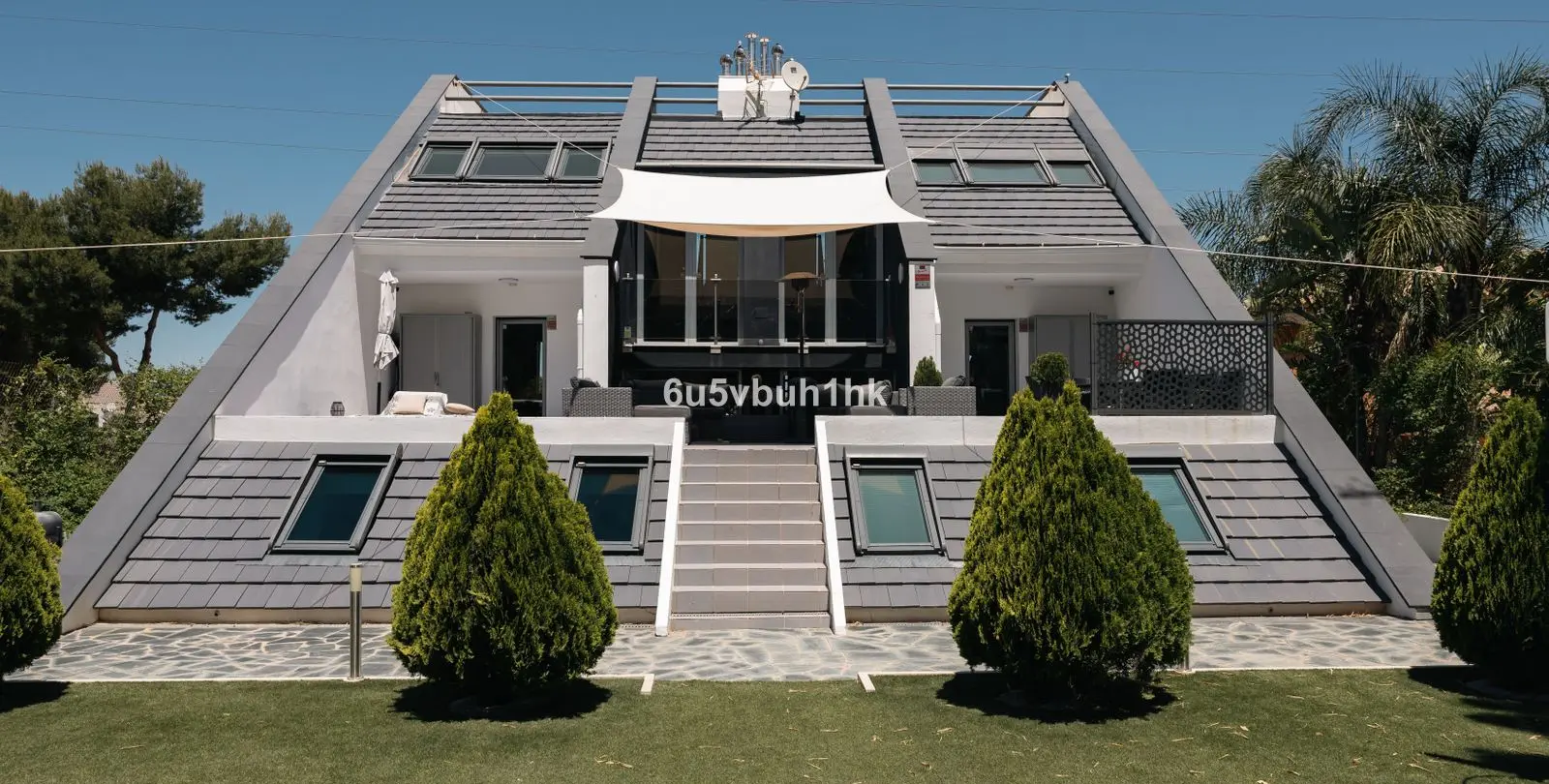 Продажа  отдельно стоящей виллы в Pinos de Alhaurin 51