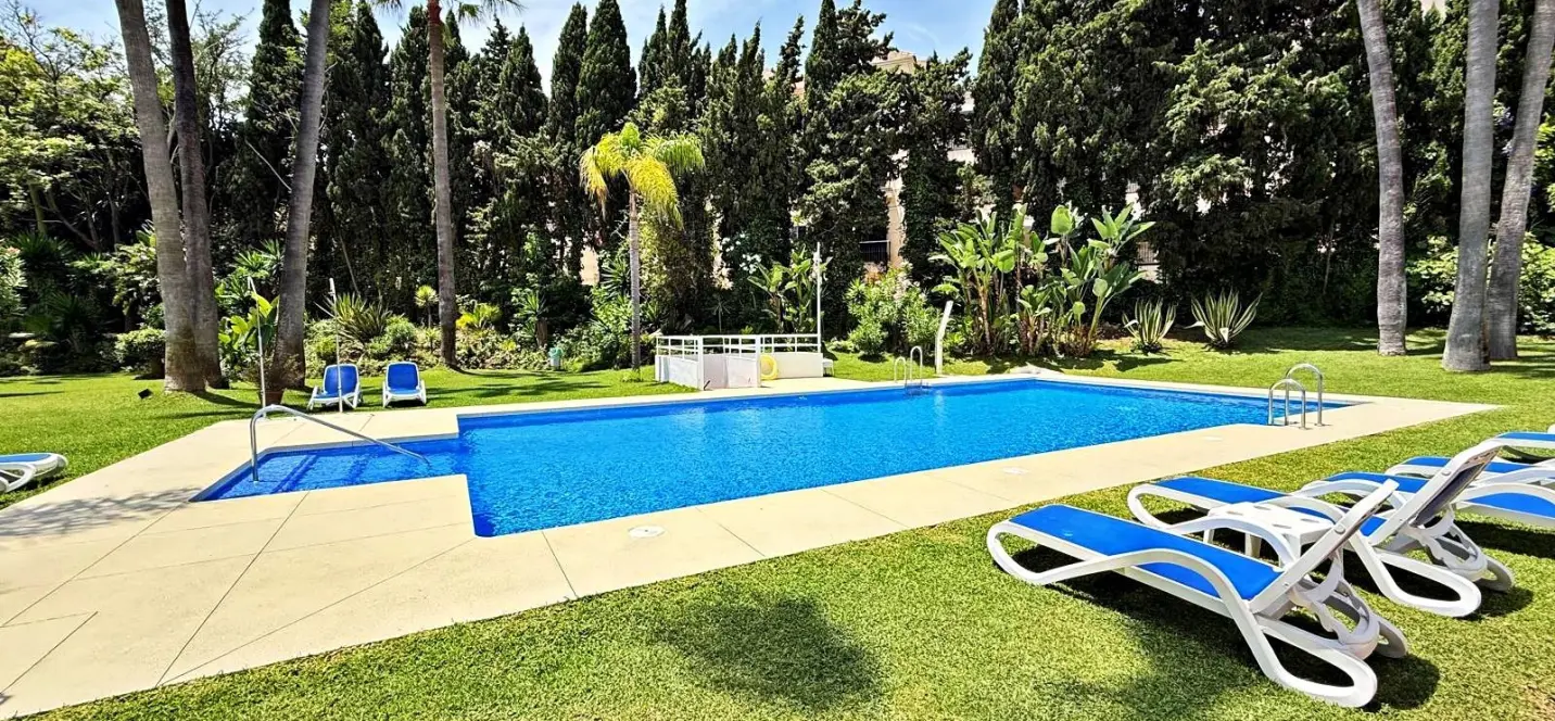 Продажа пентхауса в Puerto Banús 1