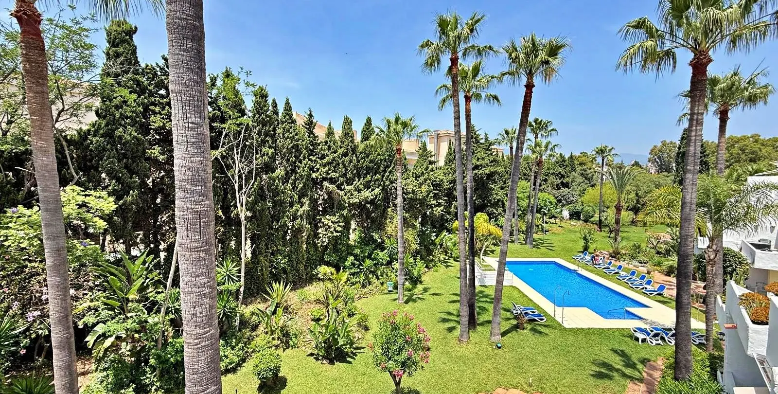 Продажа пентхауса в Puerto Banús 4
