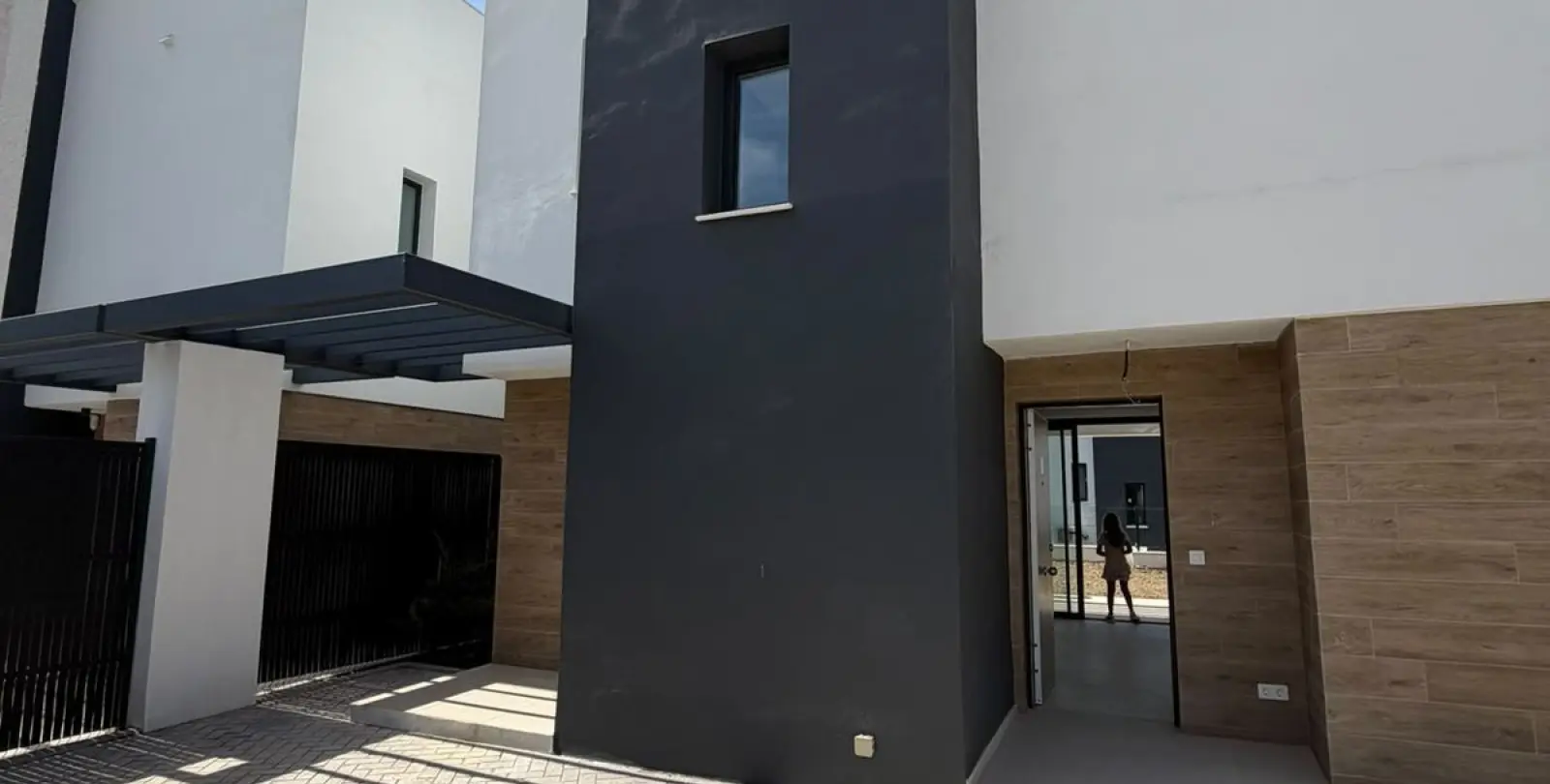 Sale of detached villa in Atalaya 1