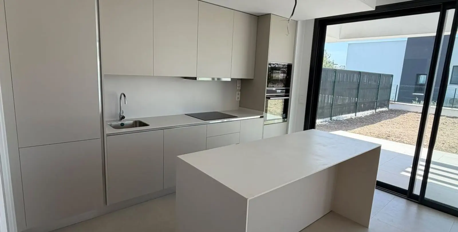 Sale of detached villa in Atalaya 2
