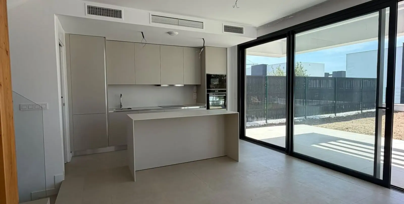Sale of detached villa in Atalaya 3