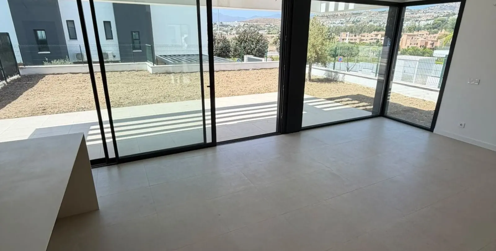 Sale of detached villa in Atalaya 4