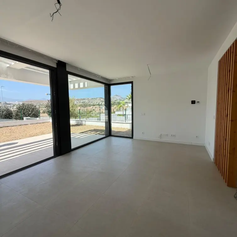 Sale of detached villa in Atalaya